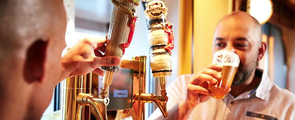 Carnival Splendor - RedFrog® Pub